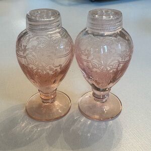 Stunning Antique Fostoria Pink Versailles June Etch Salt and Pepper Shakers